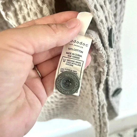 Monodoc LA Gray Hooded Waffle Knit Button Front Long Cardigan Jacket Size Medium - Picture 16 of 16